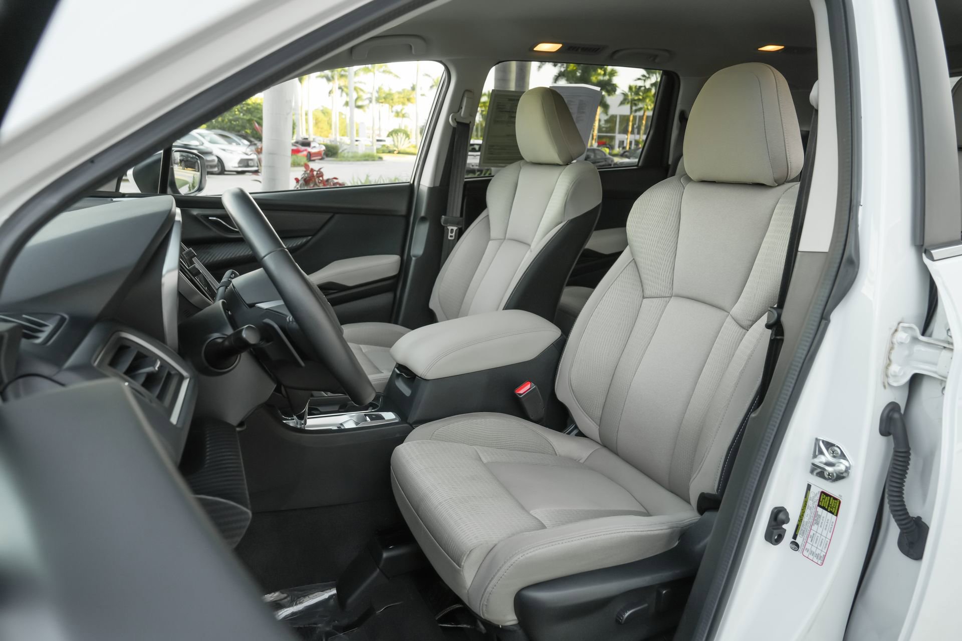 Used 2024 Subaru Ascent Premium w/ Convenience Package image 7