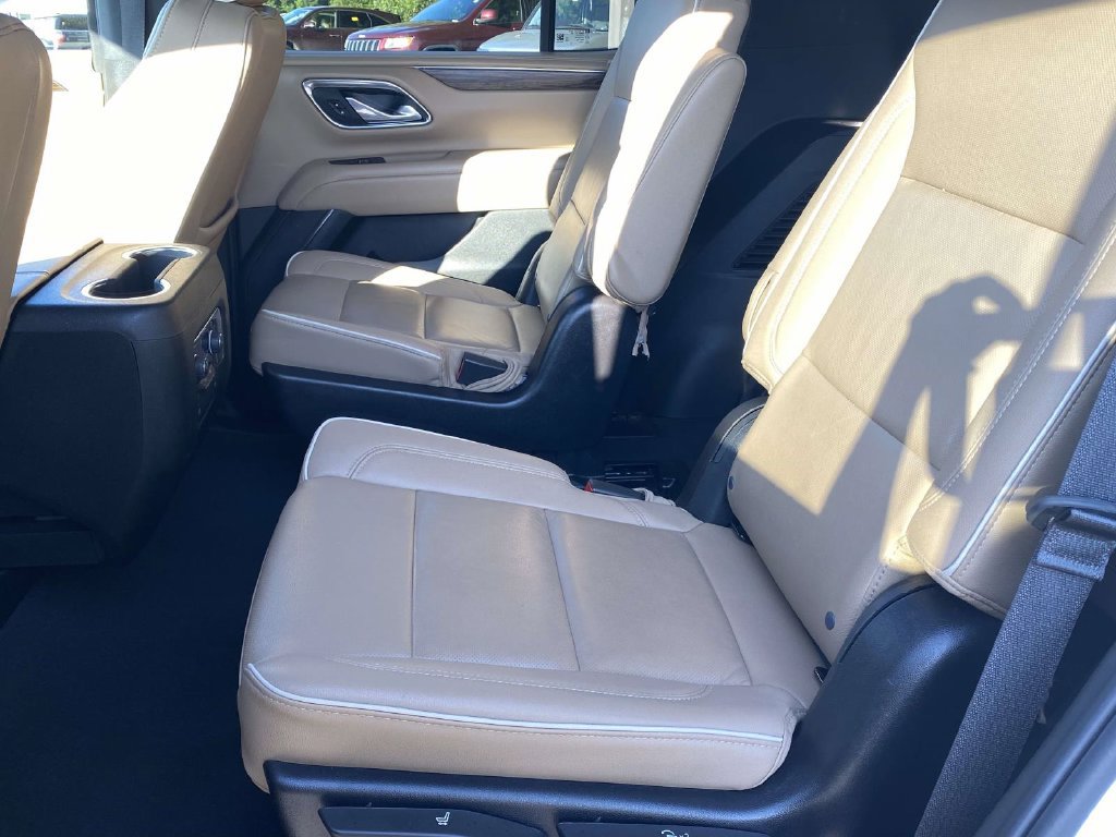 Used 2024 Chevrolet Tahoe Premier AWD/4WD image 10