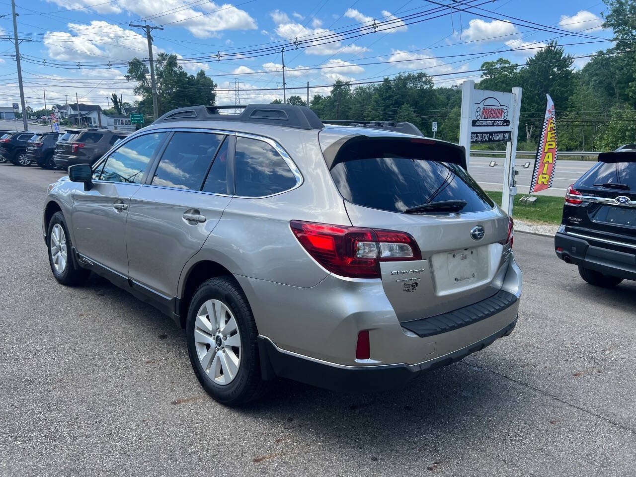 Used 2015 Subaru Outback 2.5i Premium AWD/4WD image 6