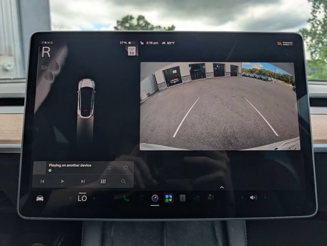 Used 2023 Tesla Model Y Performance AWD/4WD image 22
