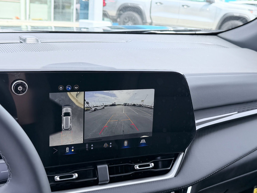 New 2026 Chevrolet Equinox LT w/ Convenience Package II AWD/4WD image 18