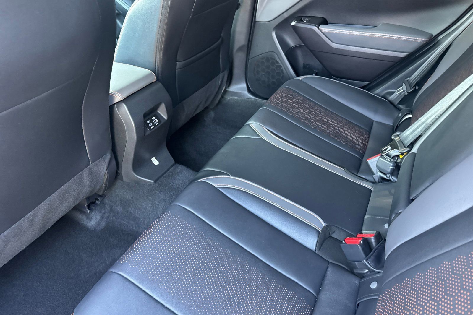 Certified 2025 Subaru Crosstrek 2.5i Limited w/ Crosstrek Mirror Package image 14