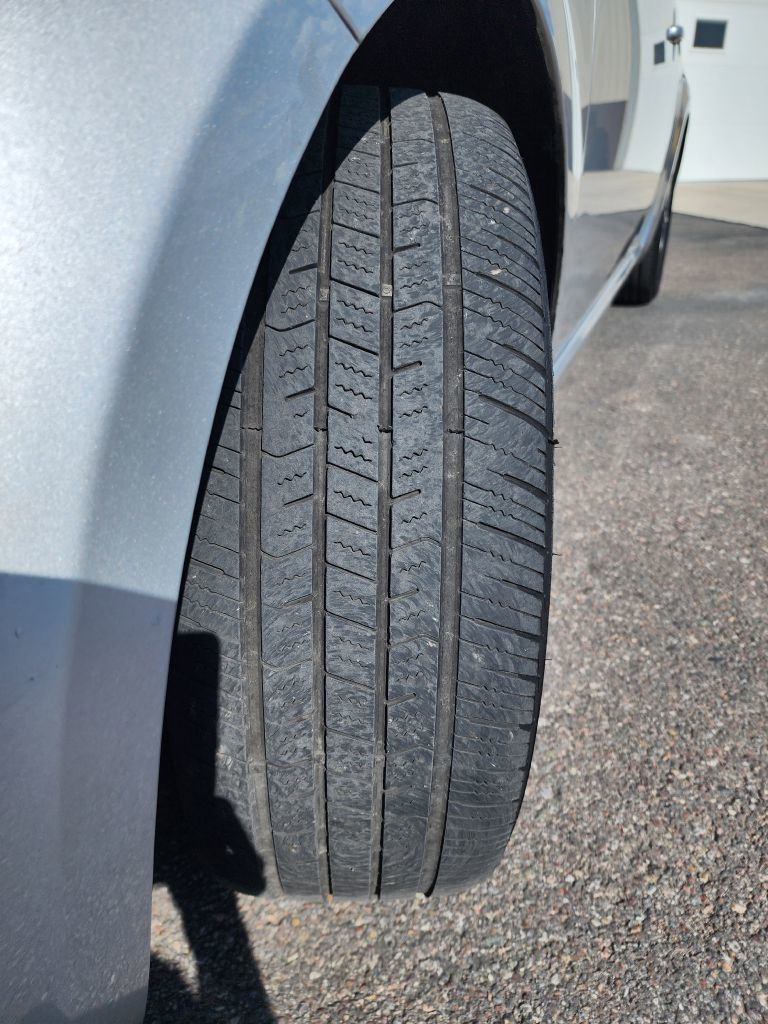 Used 2010 Kia Forte Koup EX image 9