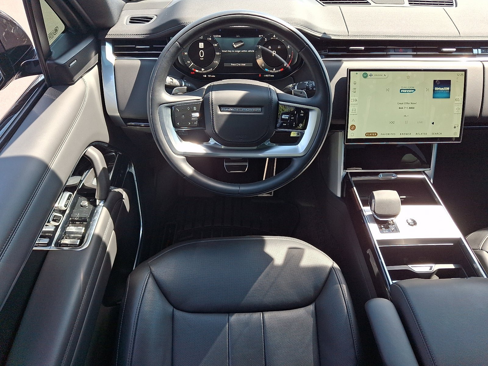 Used 2024 Land Rover Range Rover SE AWD/4WD image 12
