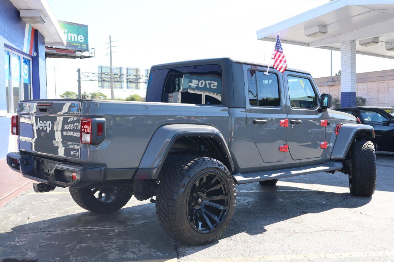 Used 2021 Jeep Gladiator Overland w/ Trailer Tow Package AWD/4WD image 6