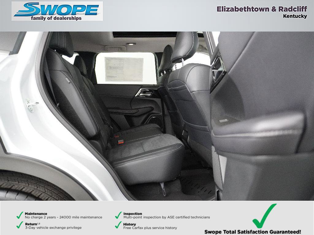 Used 2025 Mitsubishi Outlander Trail Edition image 20