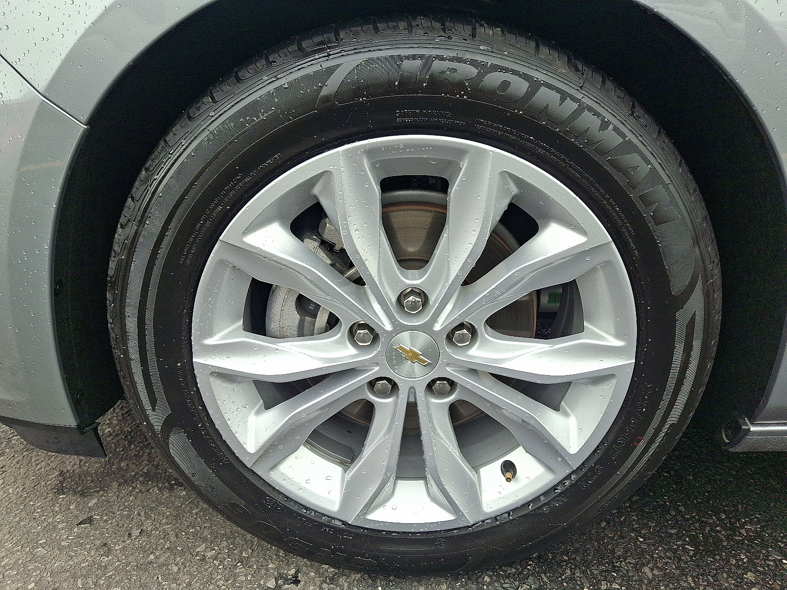 Used 2024 Chevrolet Malibu LT FWD image 9