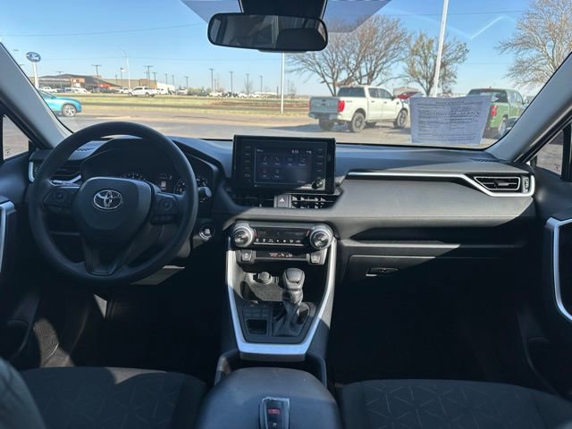 Used 2022 Toyota RAV4 XLE image 8
