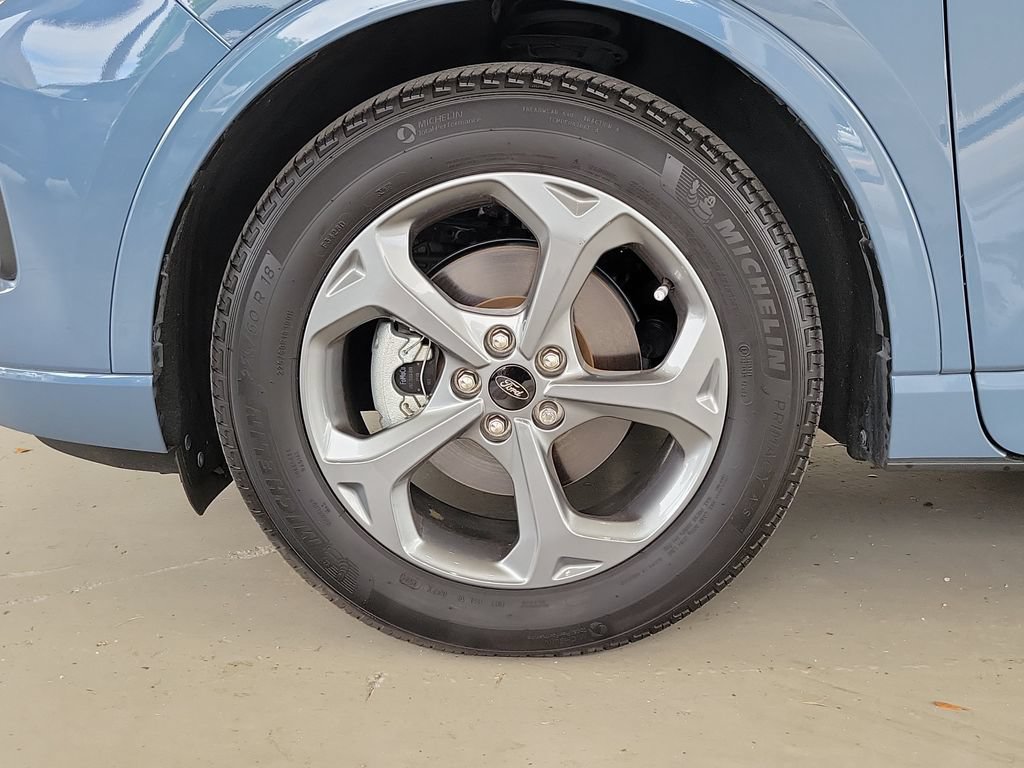Used 2024 Ford Escape ST-Line w/ Tech Pack #1 FWD image 7