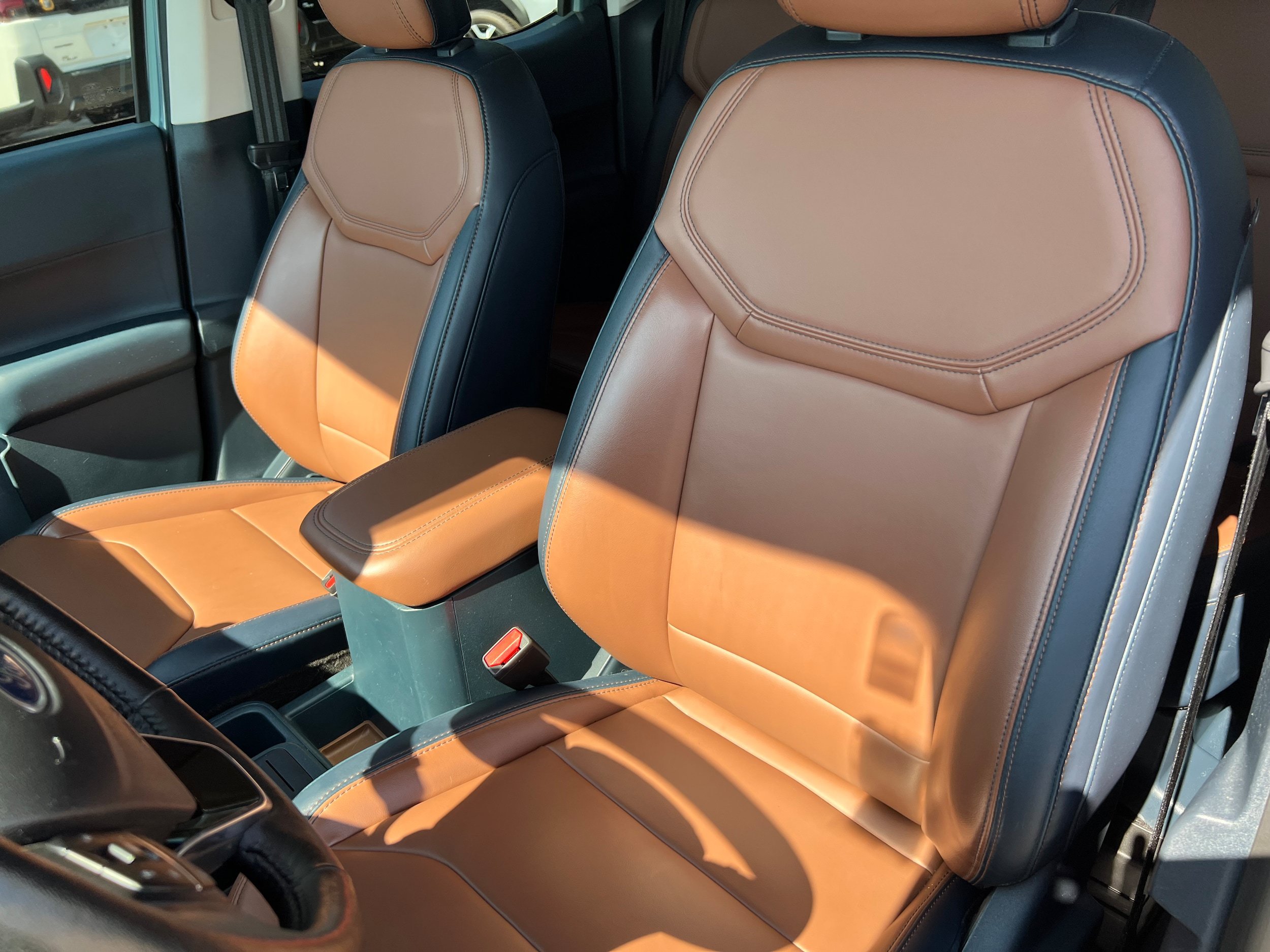 Used 2022 Ford Maverick Lariat w/ Lariat Luxury Package FWD image 17