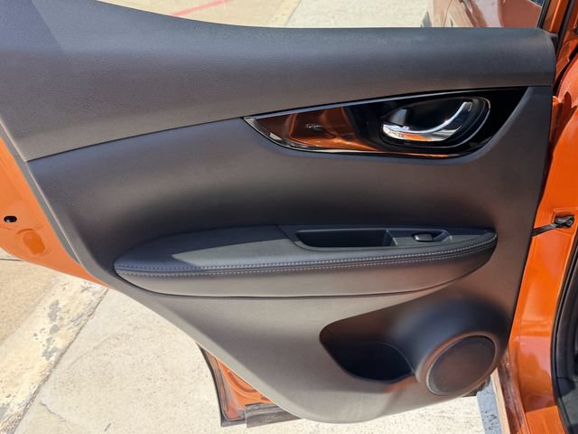 Used 2022 Nissan Rogue Sport SV w/ Technology Package FWD image 22