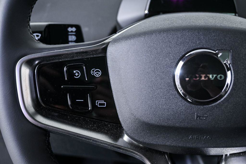 New 2026 Volvo EX30 Ultra w/ Climate Package AWD/4WD image 9