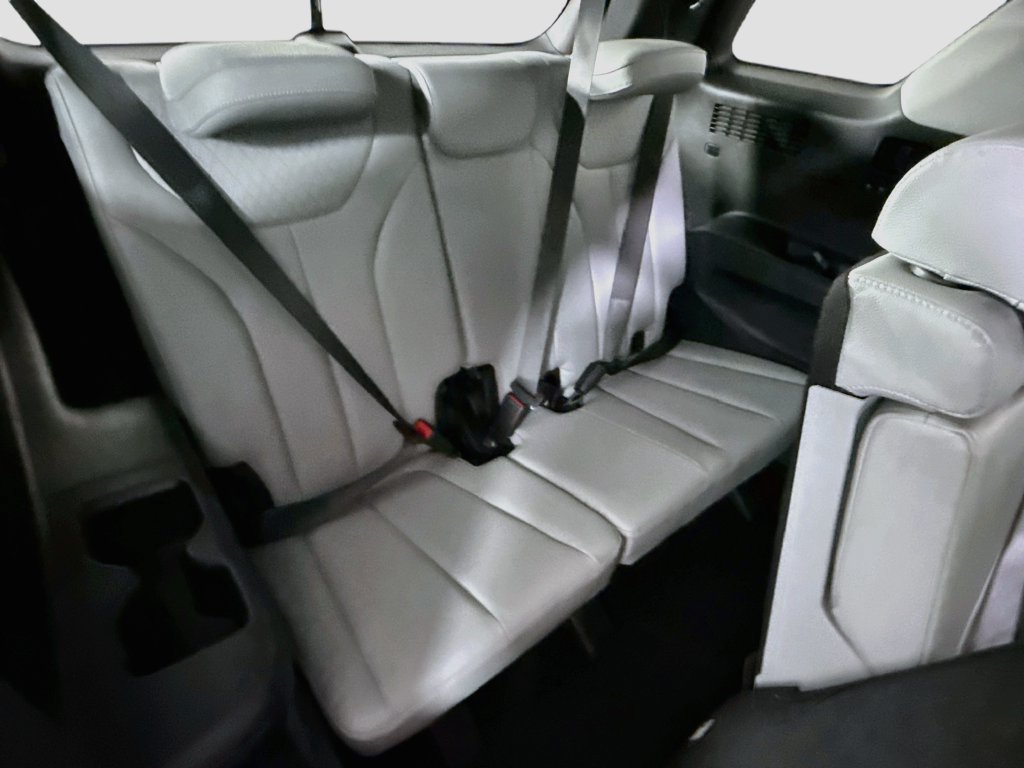 Used 2021 Hyundai Palisade SEL AWD/4WD image 32