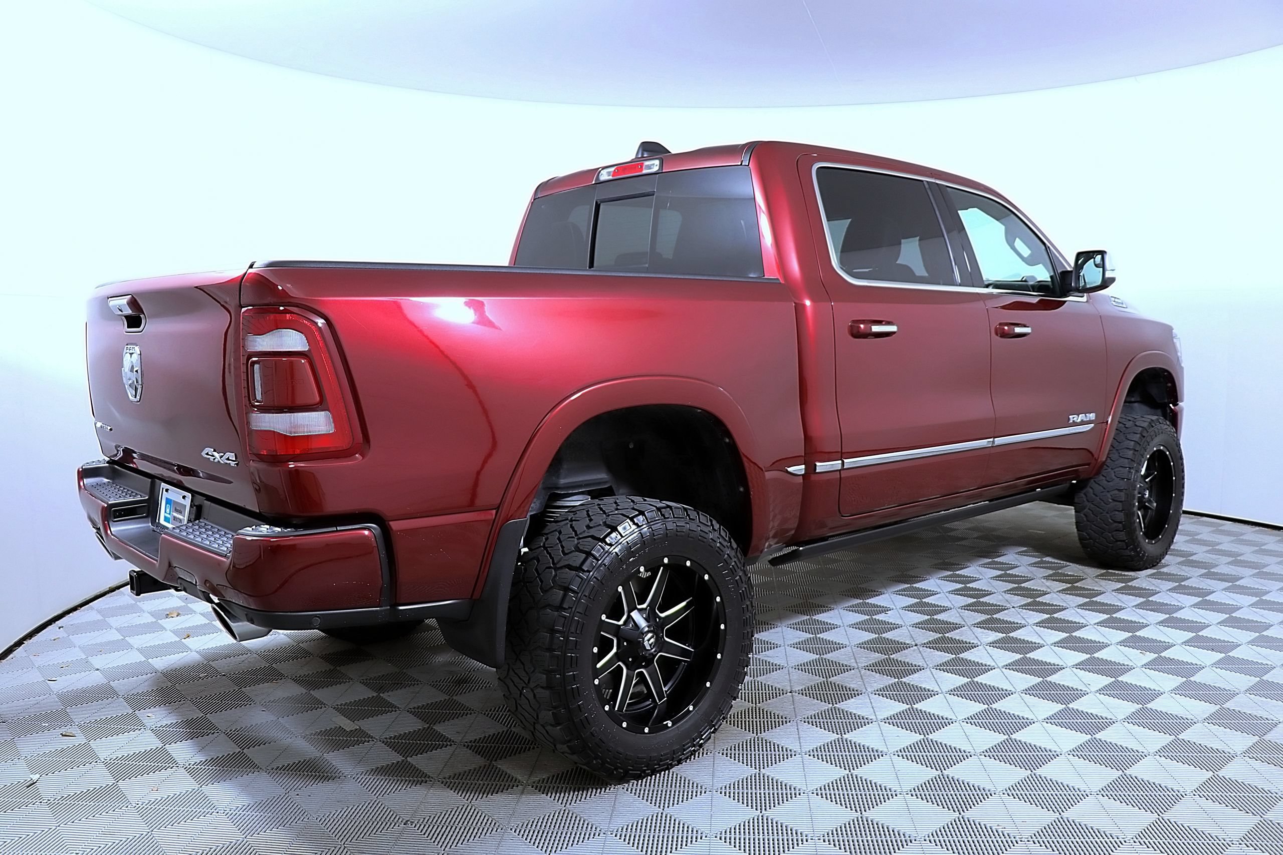 Used 2019 RAM 1500 Limited AWD/4WD image 7