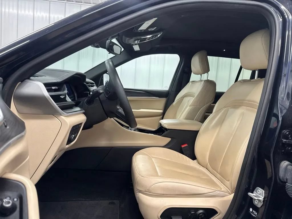 Used 2022 Jeep Grand Cherokee Limited 4xe AWD/4WD image 11