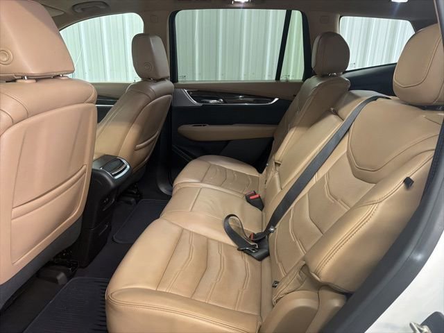 Used 2020 Cadillac XT6 Premium Luxury w/ Platinum Package FWD image 14