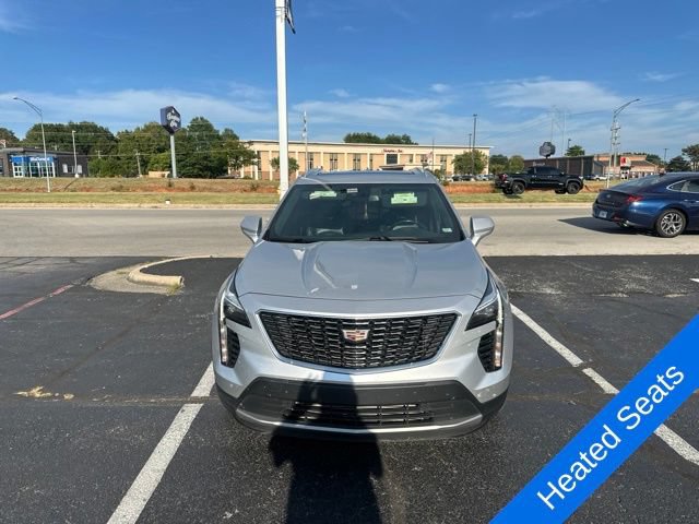 Used 2019 Cadillac XT4 Premium Luxury w/ Driver Awareness Package FWD image 2