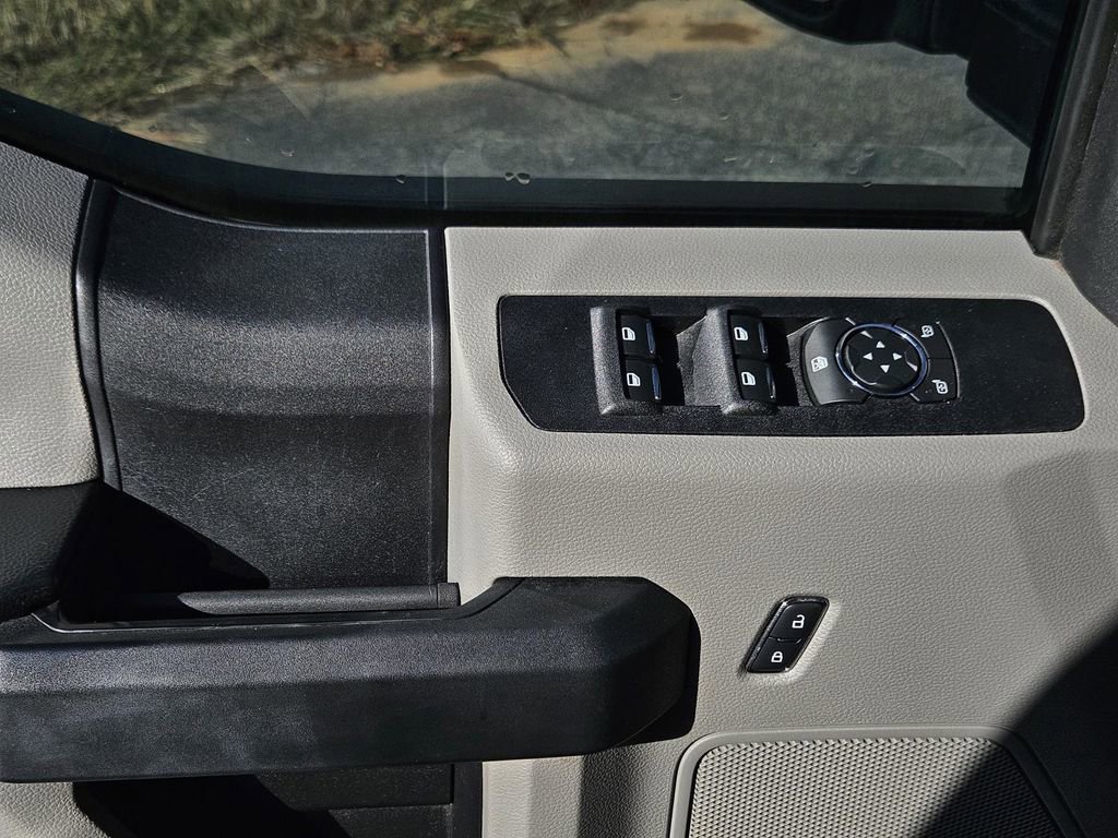 Used 2018 Ford F450 XL w/ STX Appearance Package image 26