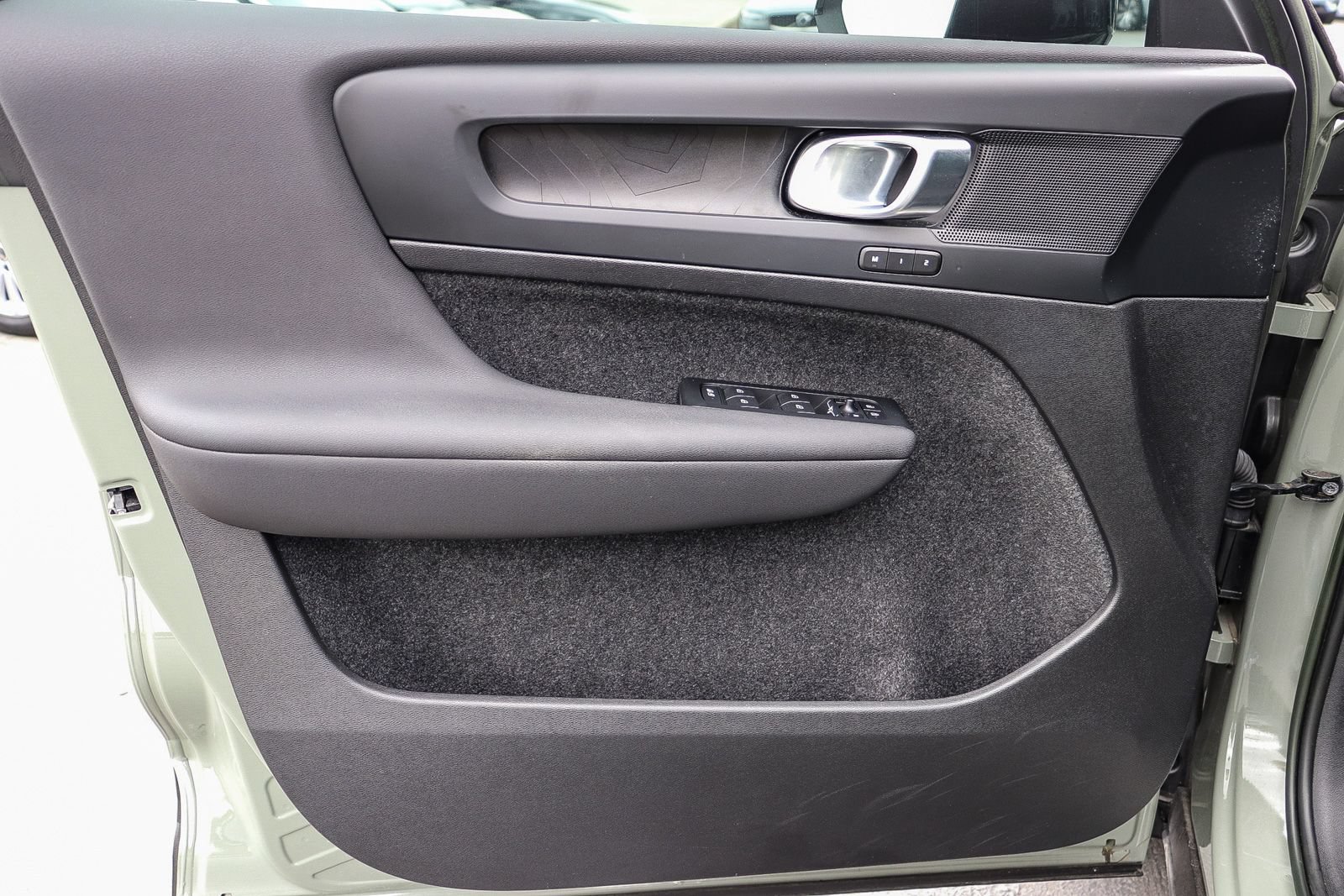Used 2023 Volvo XC40 Recharge Plus AWD/4WD image 22