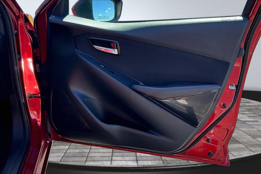 Used 2016 Scion iA FWD image 22