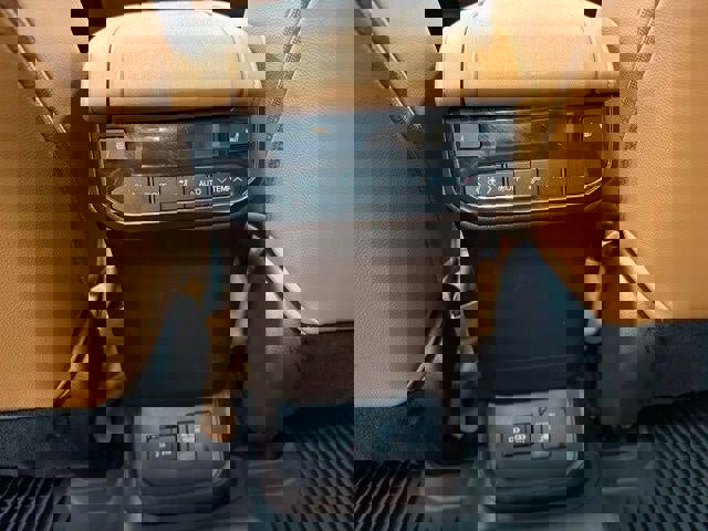 Used 2021 Toyota Highlander Platinum image 23