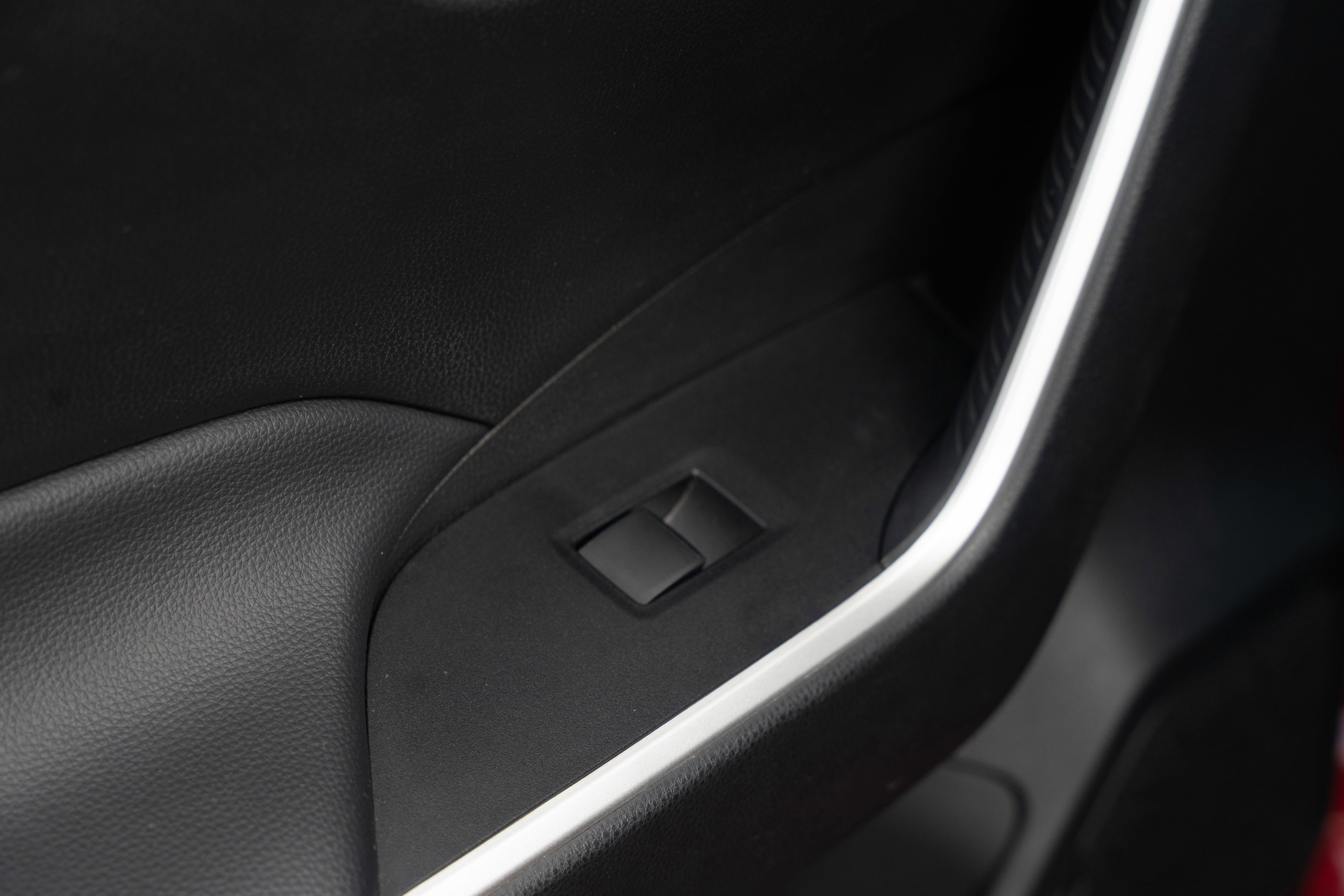 Used 2024 Toyota RAV4 LE image 21