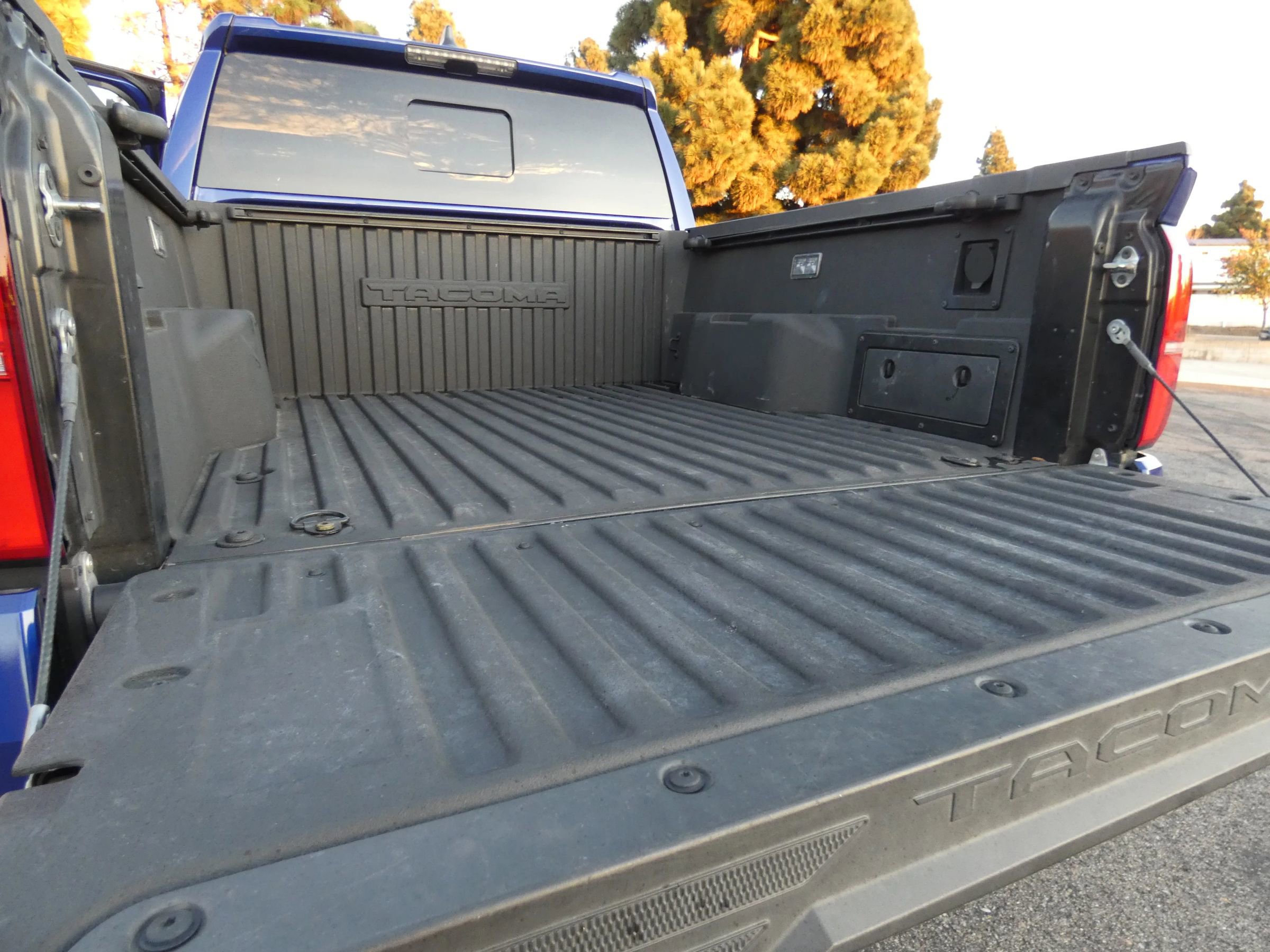 Used 2025 Toyota Tacoma TRD Off-Road w/ TRD Off Road Upgrade Package image 74