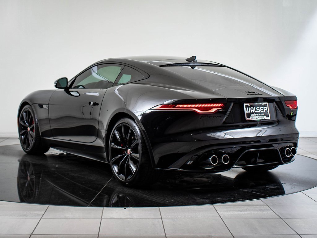 Used 2023 Jaguar F-TYPE R image 10