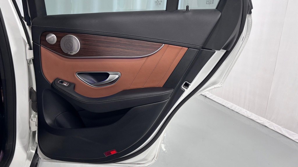 Used 2021 Mercedes-Benz GLC 43 AMG 4MATIC image 27