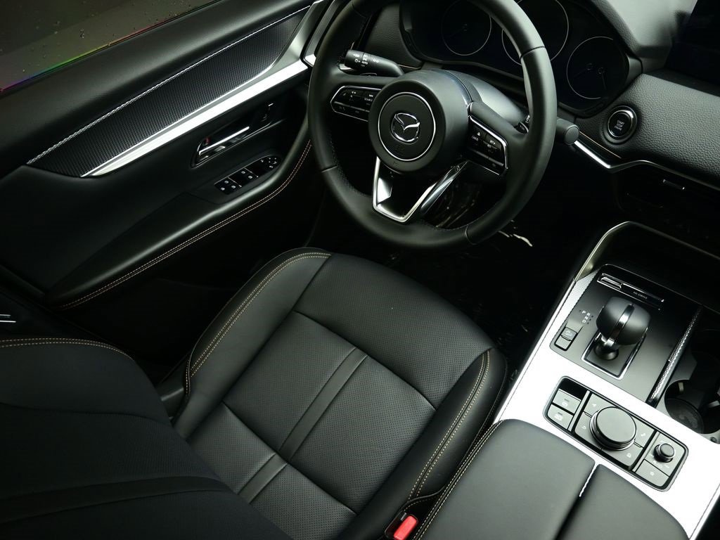 New 2025 MAZDA CX-70 3.3 Turbo w/ Preferred Package image 8