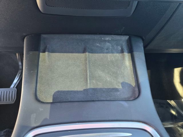 Used 2022 Tesla Model Y Long Range image 16