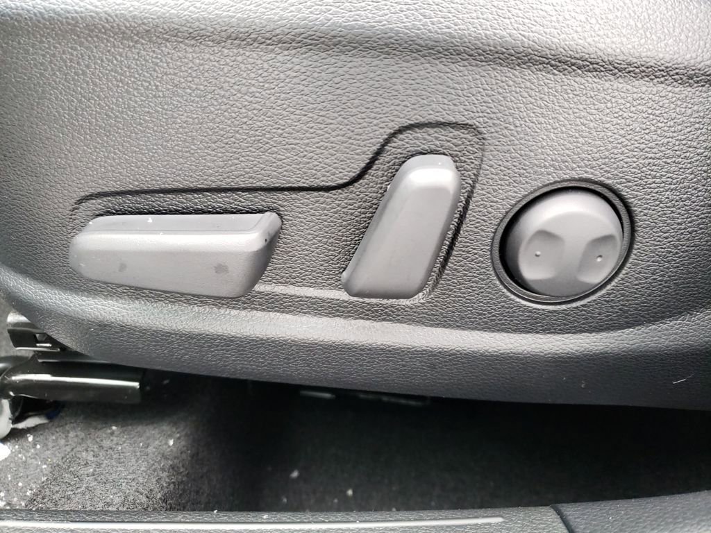 New 2026 Kia Seltos SX image 16