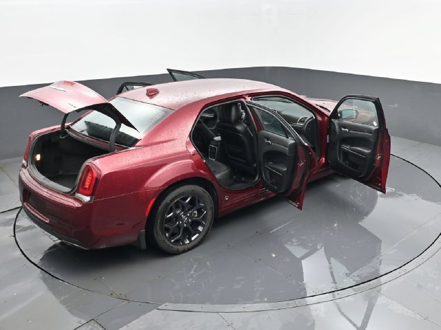 Used 2021 Chrysler 300 Touring AWD/4WD image 27