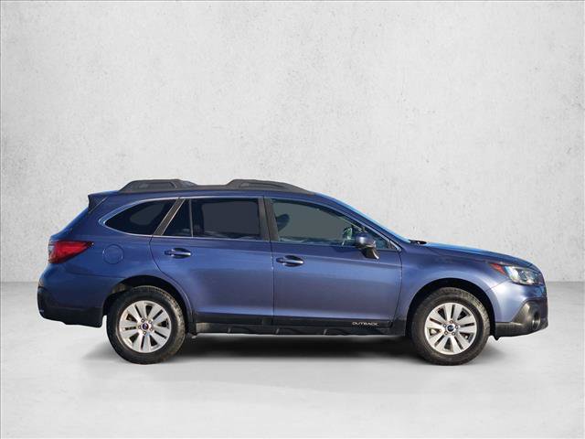 Used 2018 Subaru Outback 2.5i Premium AWD/4WD image 4