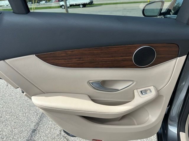 Certified 2022 Mercedes-Benz GLC 300 4MATIC image 19