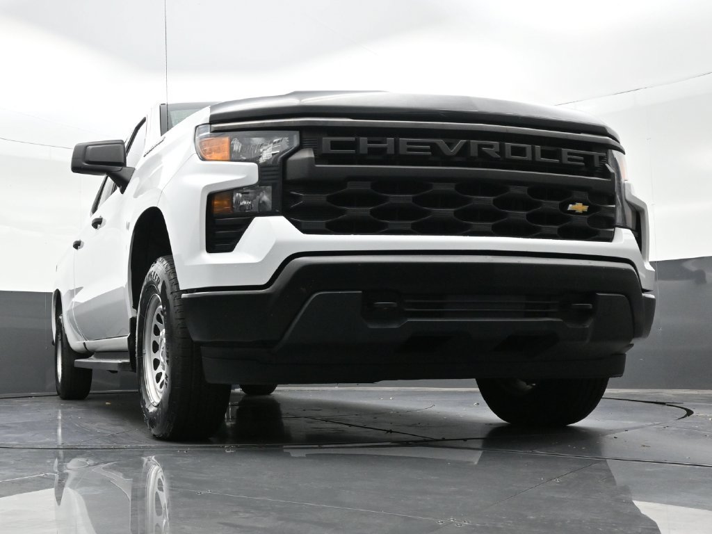Used 2023 Chevrolet Silverado 1500 W/T w/ WT Value Package AWD/4WD image 33
