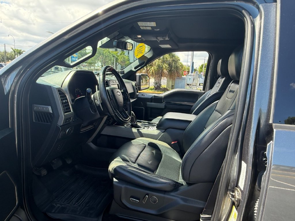 Used 2018 Ford F150 Raptor w/ Equipment Group 802A Luxury AWD/4WD image 9