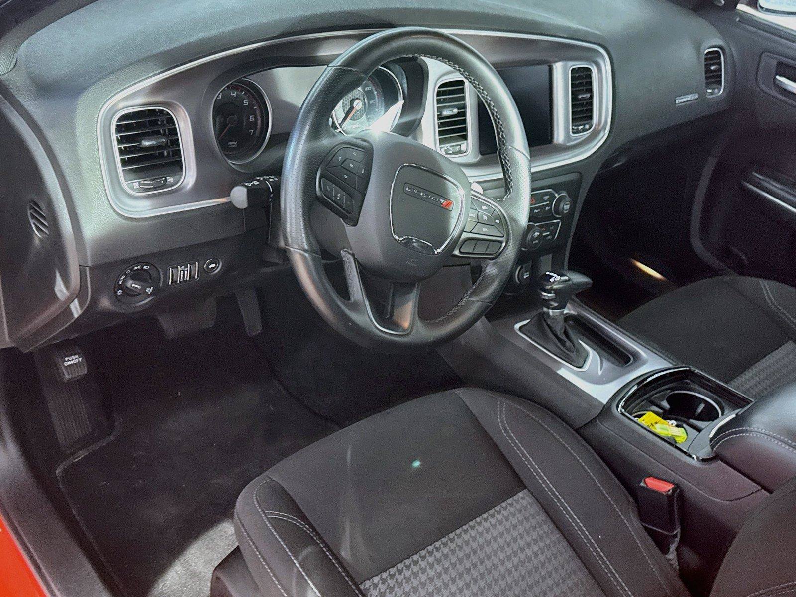 Used 2022 Dodge Charger SXT w/ Driver Convenience Group AWD/4WD image 7