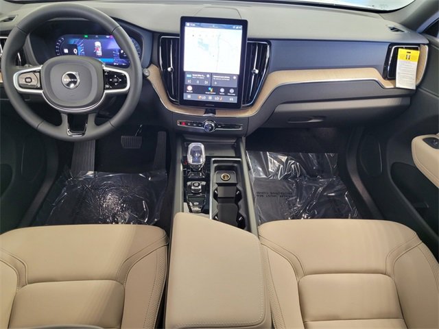 New 2026 Volvo XC60 B5 Core w/ Protection Package Premier image 8