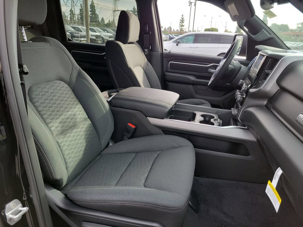 New 2026 RAM 1500 Big Horn AWD/4WD image 16