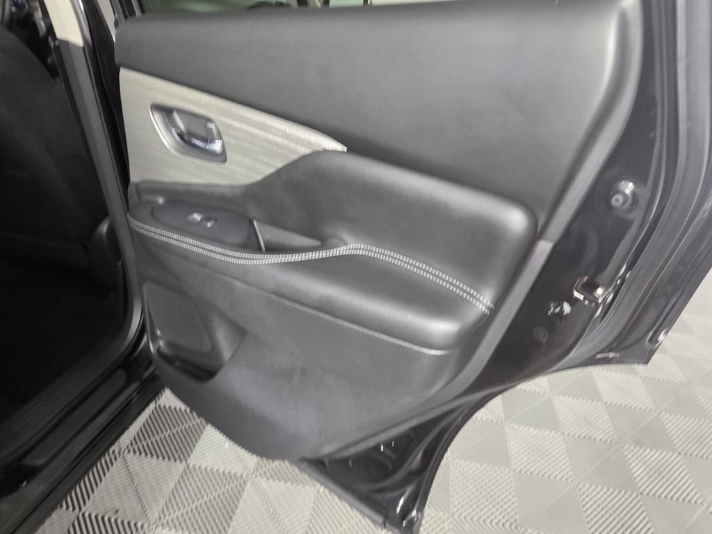 Used 2018 Nissan Murano S w/ Cargo Package FWD image 30