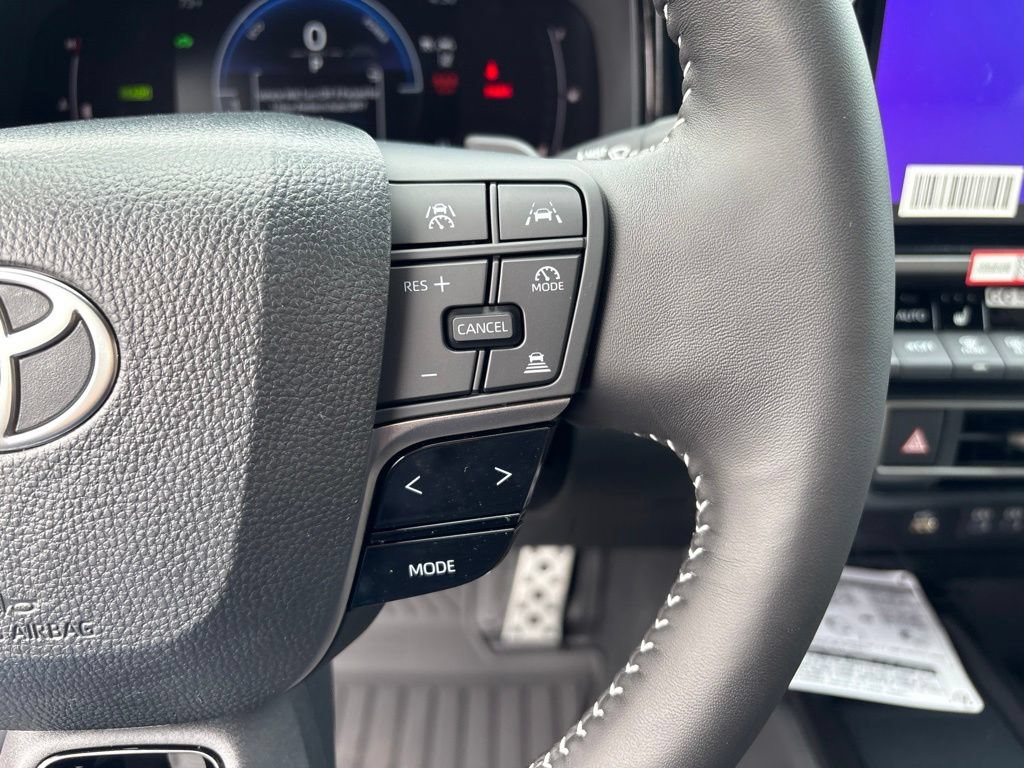 Used 2026 Toyota Camry SE w/ Multimedia Upgrade Package FWD image 23