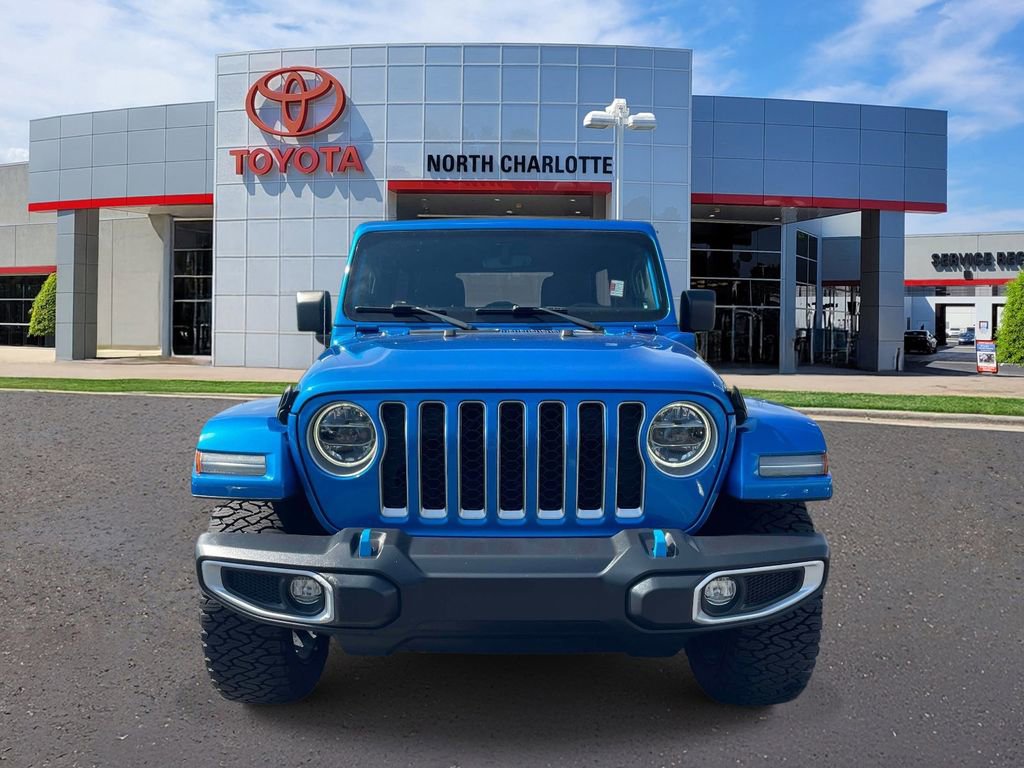 Used 2022 Jeep Wrangler Unlimited Sahara w/ Cold Weather Group AWD/4WD image 3