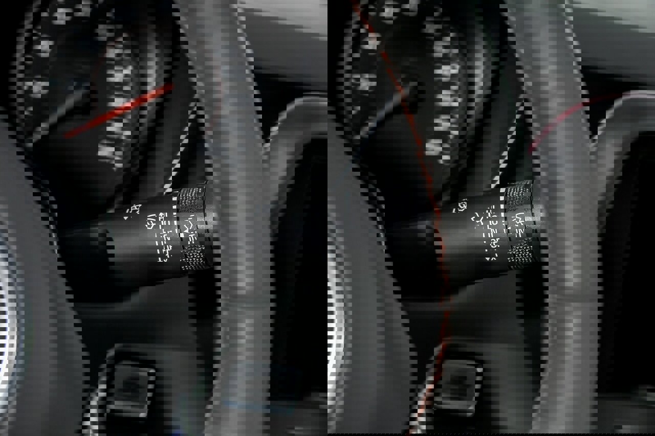 Used 2021 Chevrolet Camaro ZL1 image 30