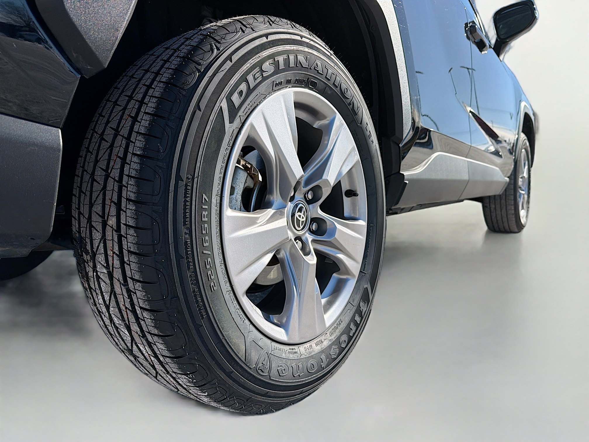 Certified 2025 Toyota RAV4 XLE image 14