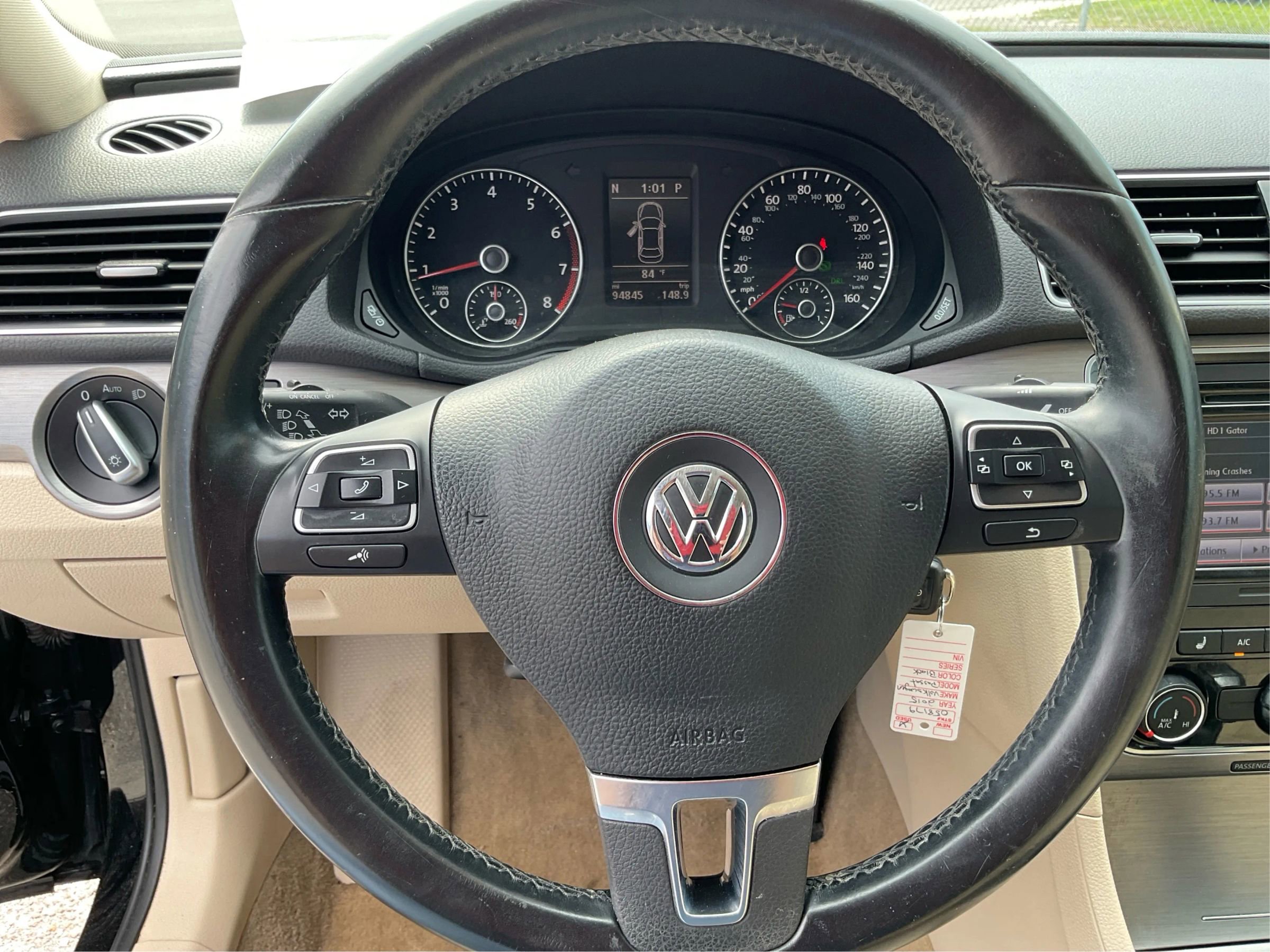 Used 2015 Volkswagen Passat 1.8T SE FWD image 16