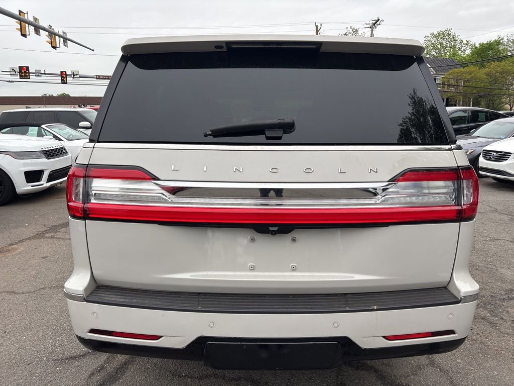 Used 2019 Lincoln Navigator L Reserve w/ Cargo Package AWD/4WD image 5
