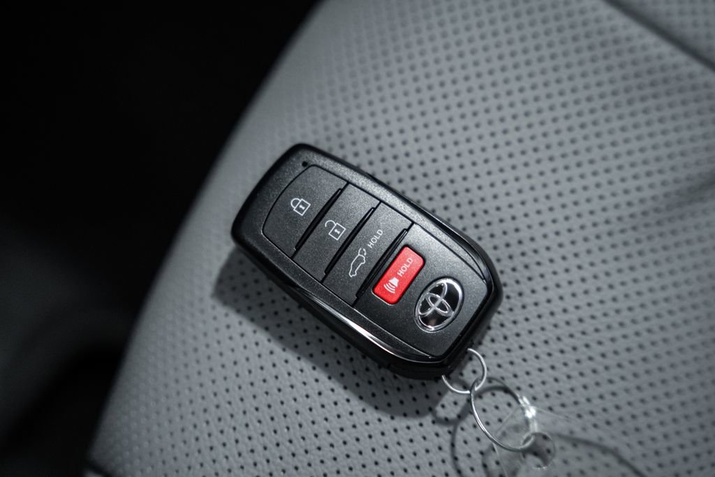 New 2026 Toyota Highlander Limited image 52