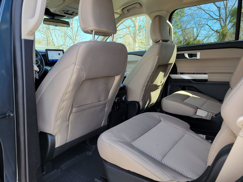 Certified 2022 Ford Explorer XLT image 15