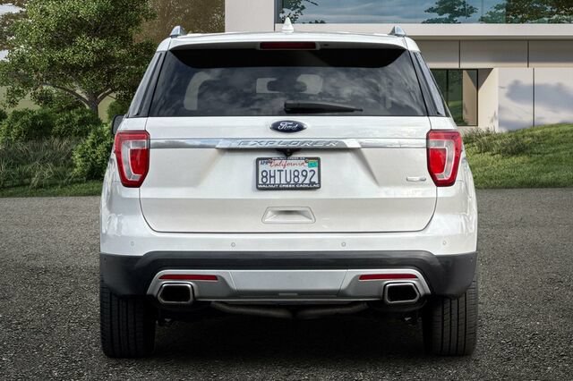 Used 2016 Ford Explorer Platinum AWD/4WD image 5
